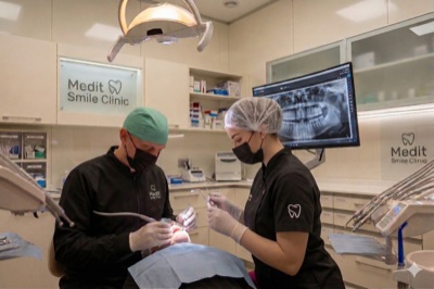 Dr Sicilia, chirurgien-dentiste à Mantes-la-Jolie